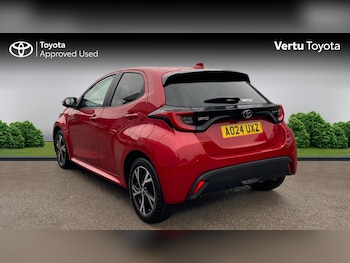 Used Toyota Yaris 2024 for sale - 76859649: Photo