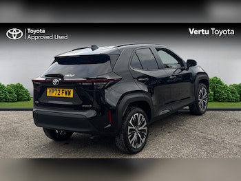 Used Toyota Yaris Cross 2022 for sale - 77025258: Photo