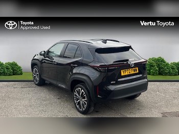 Used Toyota Yaris Cross 2022 for sale - 77025258: Photo