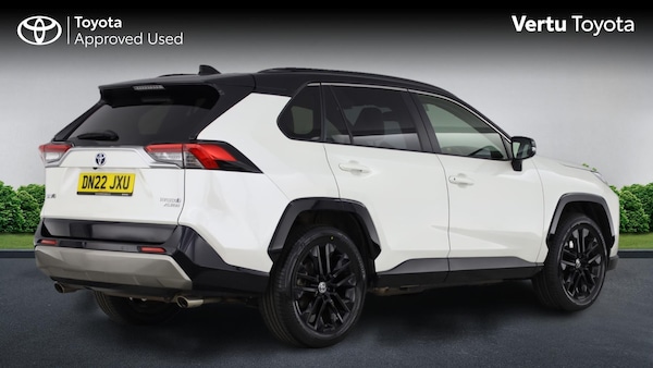 Used Toyota RAV4 2022 for sale - 76233053: Photo 2