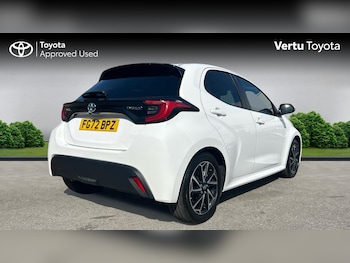 Used Toyota Yaris 2022 for sale - 79382393: Photo