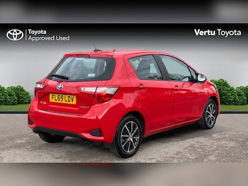 Used Toyota Yaris 2019 for sale - 78667570: Photo
