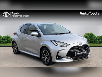 Used Toyota Yaris 2023 for sale - 79241179: Photo