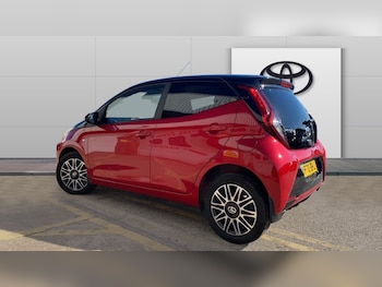 Used Toyota AYGO 2020 for sale - 79343732: Photo