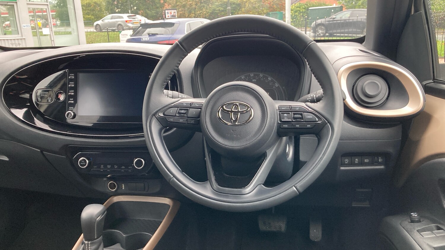 Used Toyota Aygo X 2022 for sale - 77380607: Photo 6