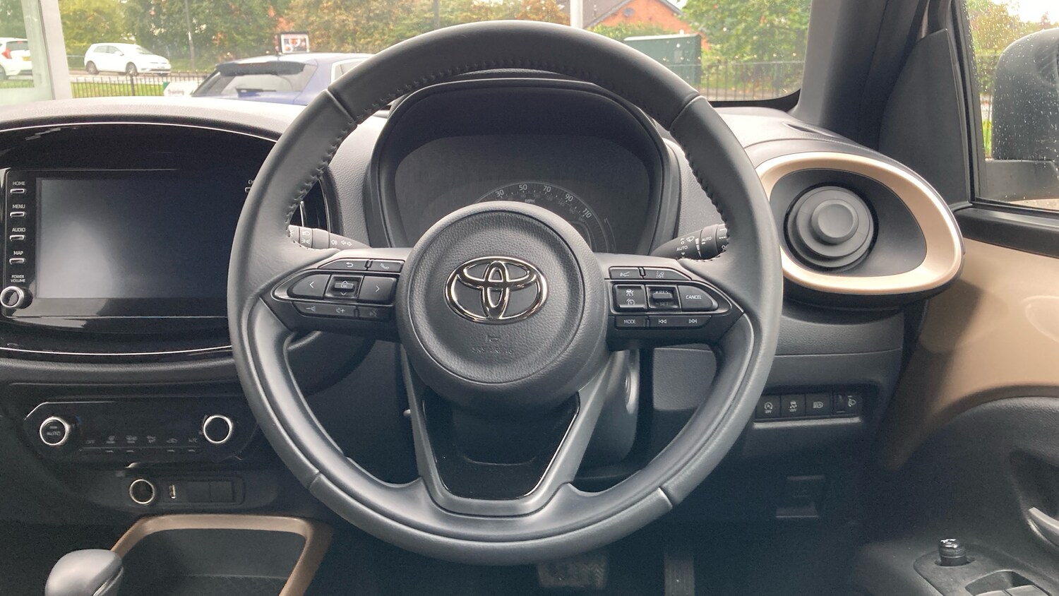 Used Toyota Aygo X 2022 for sale - 77380607: Photo 8