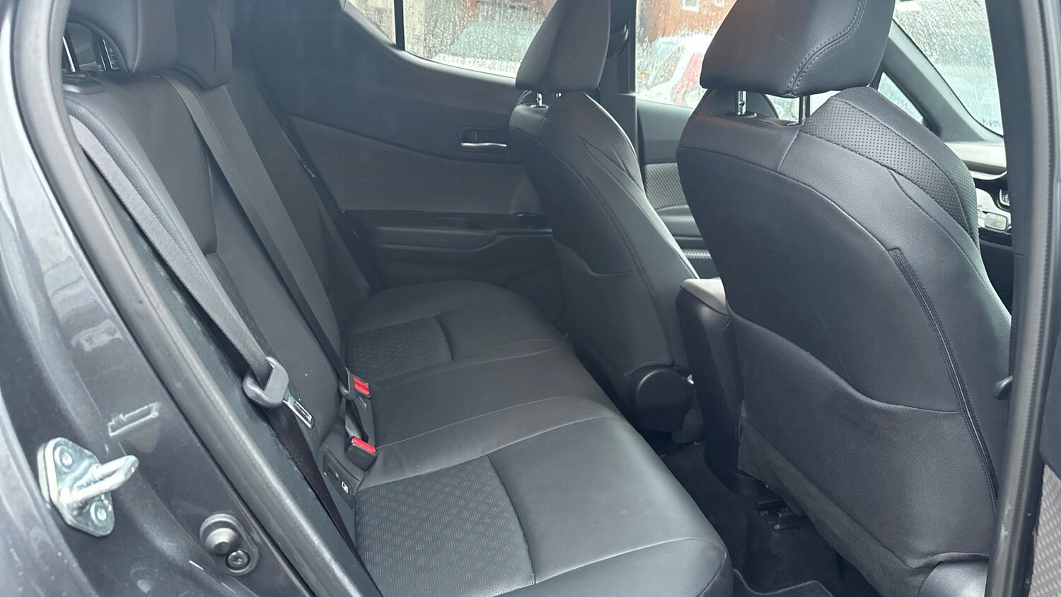 Used Toyota C-HR 2023 for sale - 77528537: Photo 12