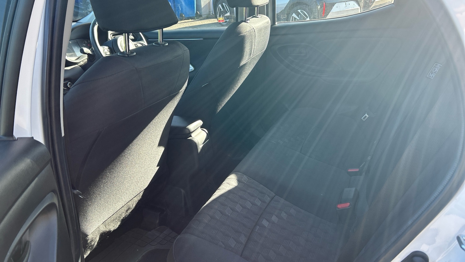 Used Toyota Yaris 2024 for sale - 77950326: Photo 13