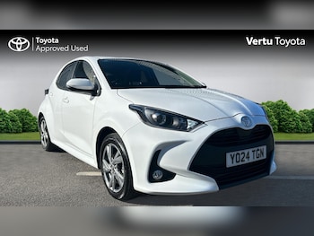 Used Toyota Yaris 2024 for sale - 77950326: Photo
