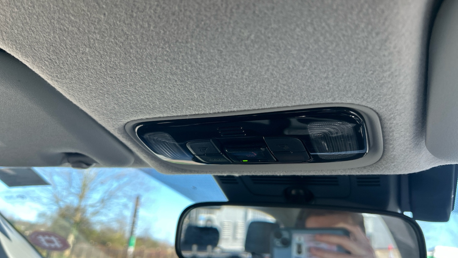 Used Toyota Yaris 2024 for sale - 77950326: Photo 35