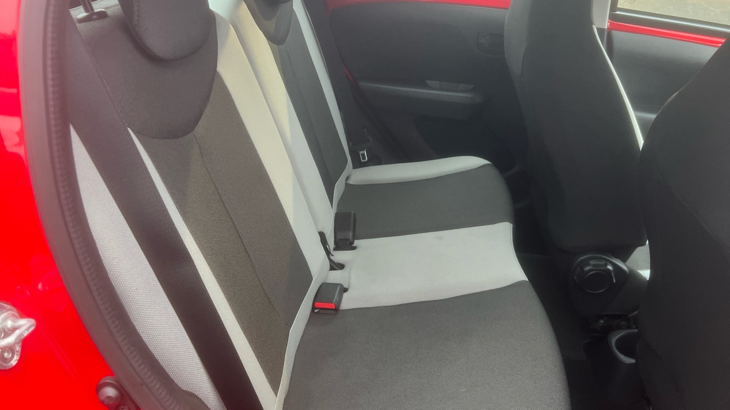 Used Toyota AYGO 2014 for sale - 77450242: Photo 12