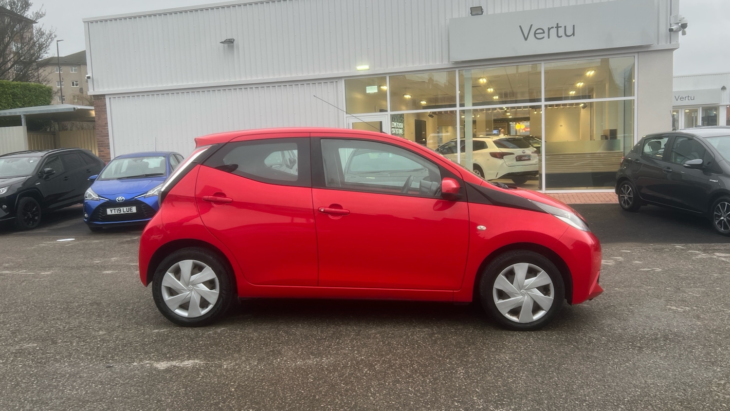 Used Toyota AYGO 2014 for sale - 77450242: Photo 16