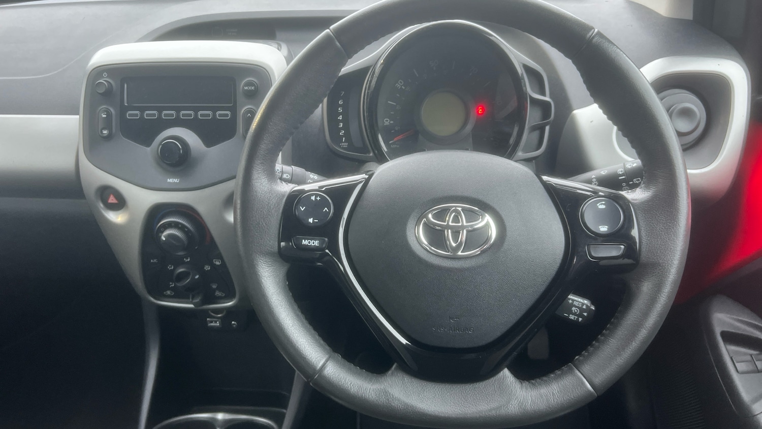 Used Toyota AYGO 2014 for sale - 77450242: Photo 6