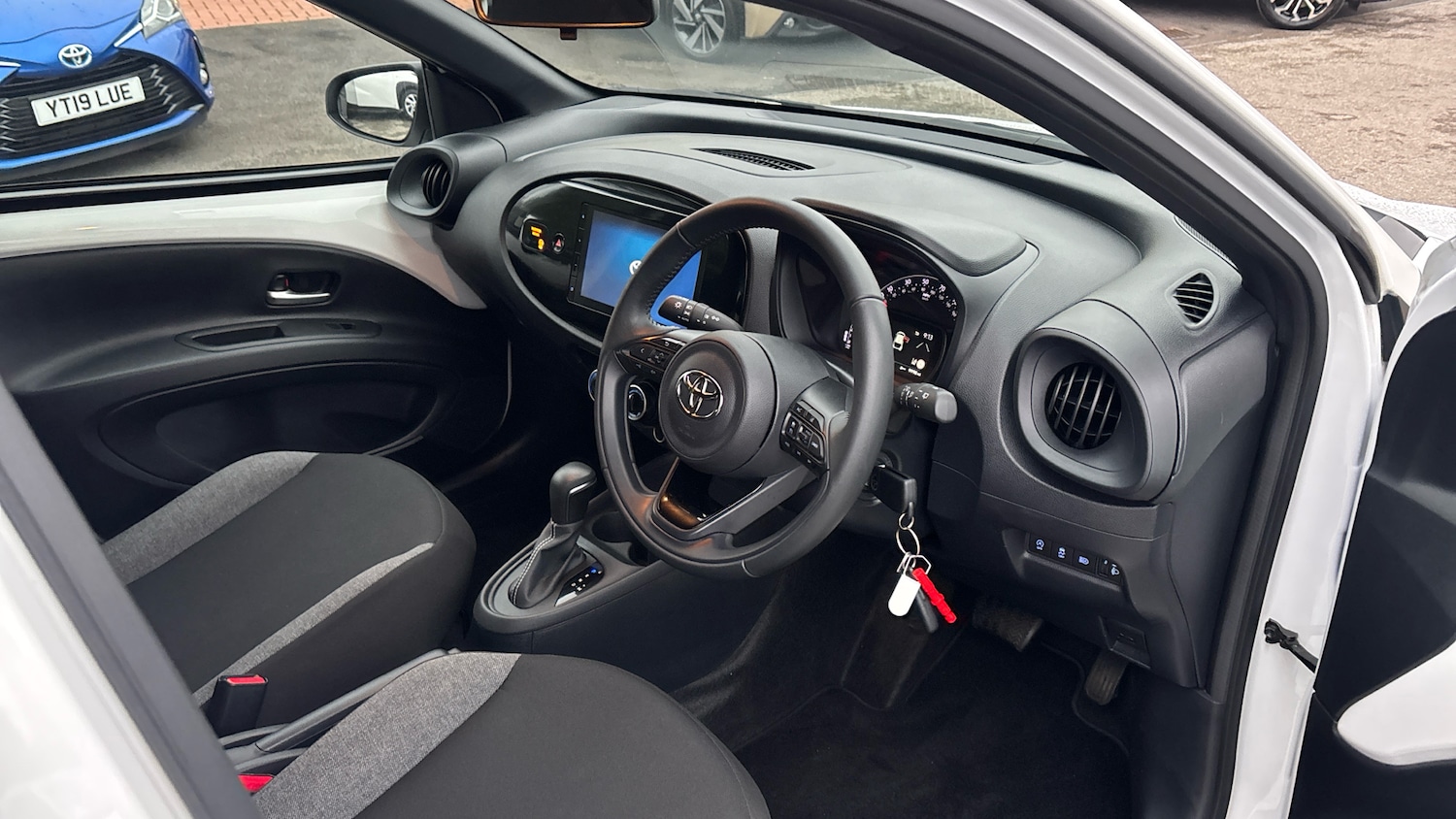 Used Toyota Aygo X 2024 for sale - 77404499: Photo 11