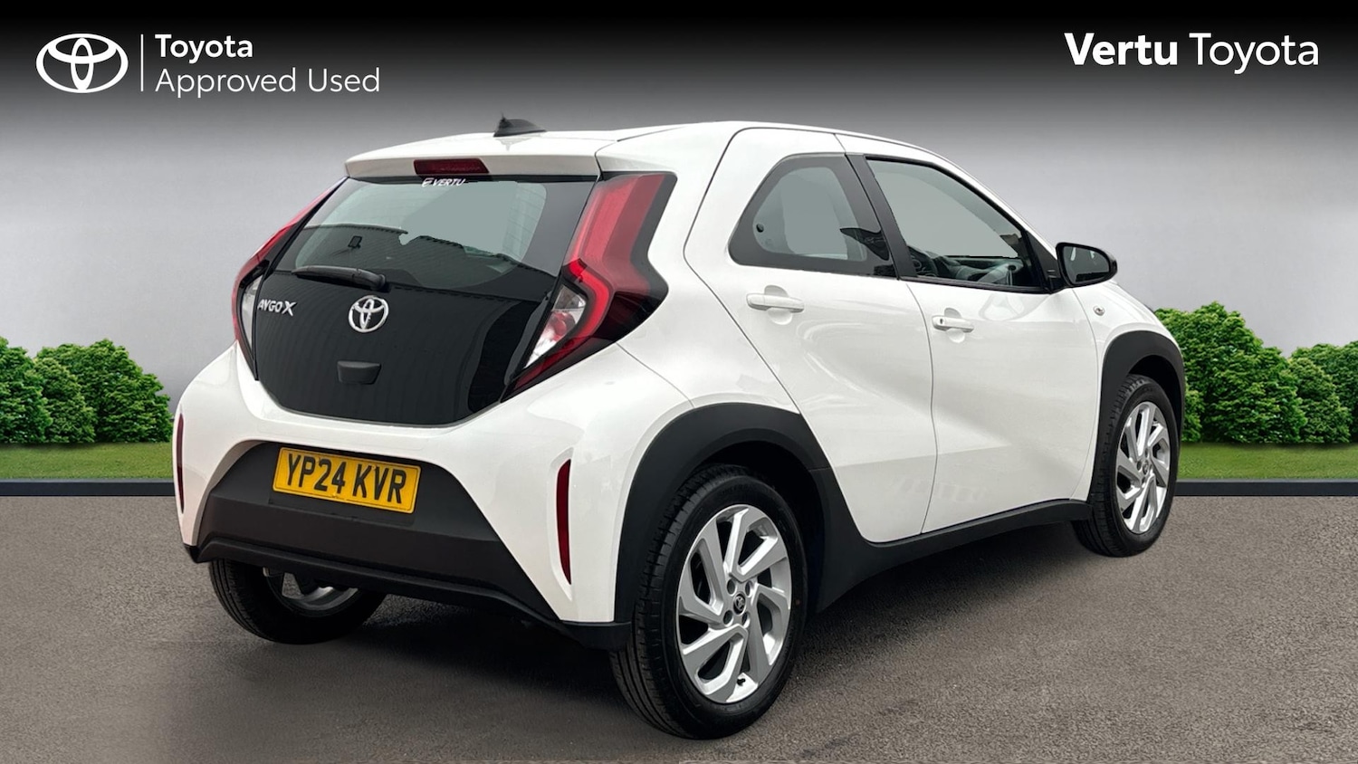 Used Toyota Aygo X 2024 for sale - 77404499: Photo 2