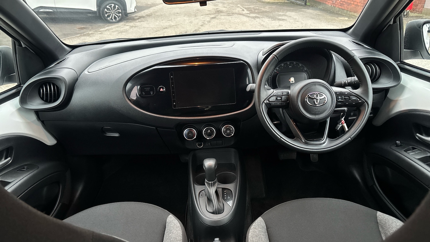 Used Toyota Aygo X 2024 for sale - 77404499: Photo 5