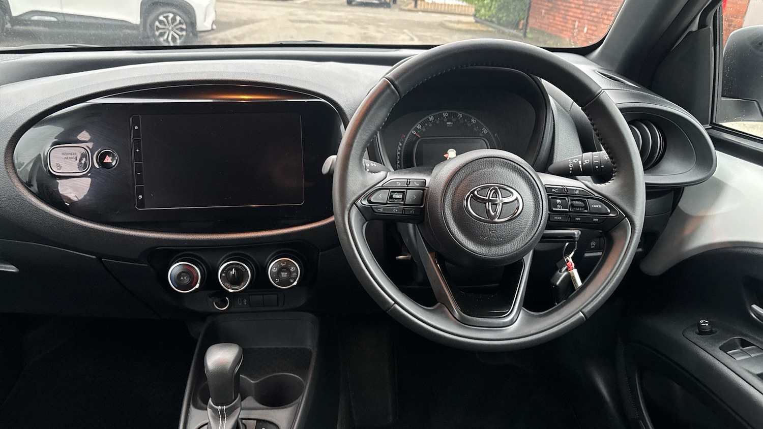 Used Toyota Aygo X 2024 for sale - 77404499: Photo 8