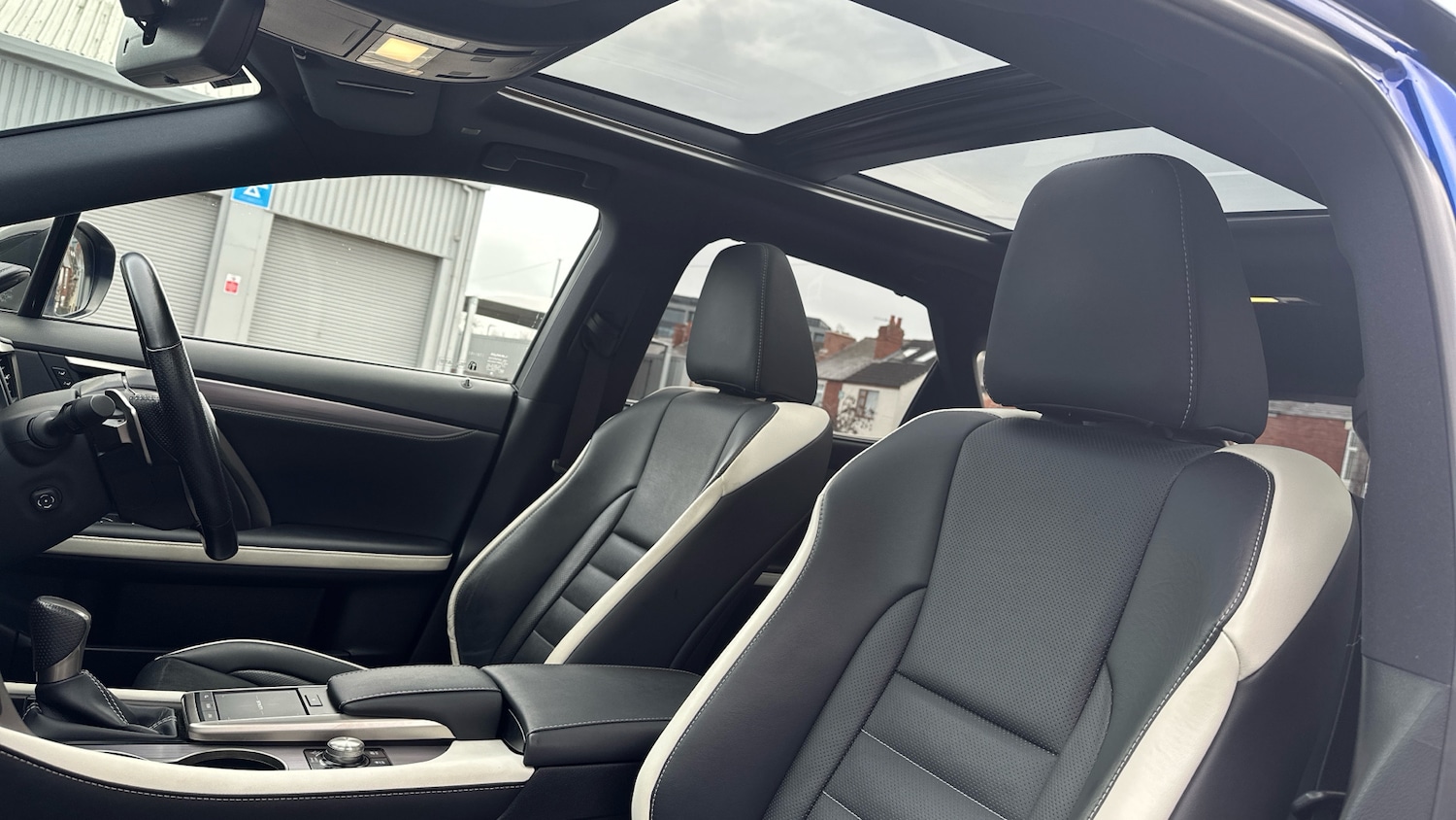 Used Lexus RX 2022 for sale - 77656083: Photo 42