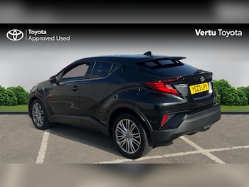 Used Toyota C-HR 2023 for sale - 75592710: Photo