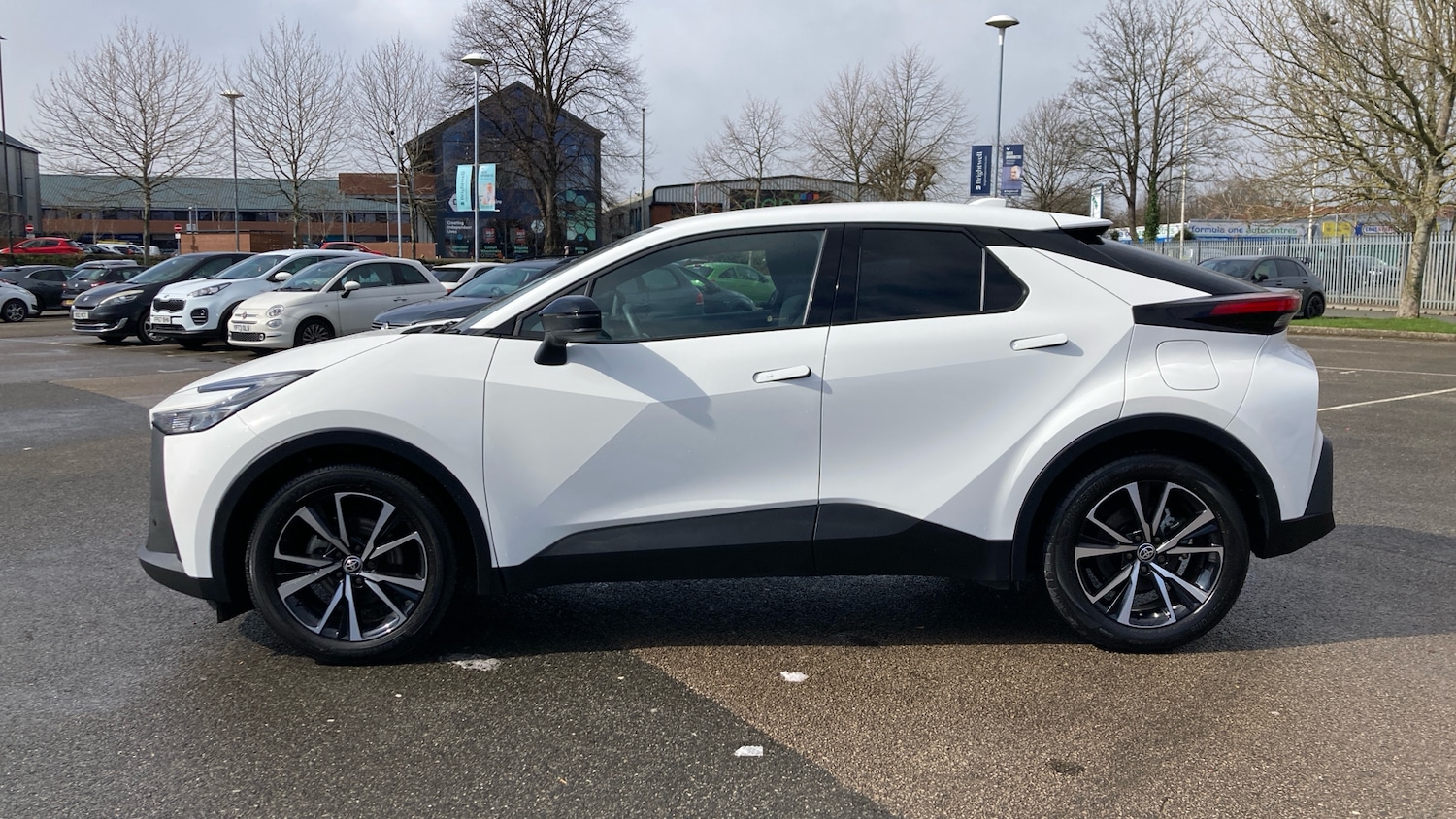 Used Toyota C-HR 2025 for sale - 78107216: Photo 17