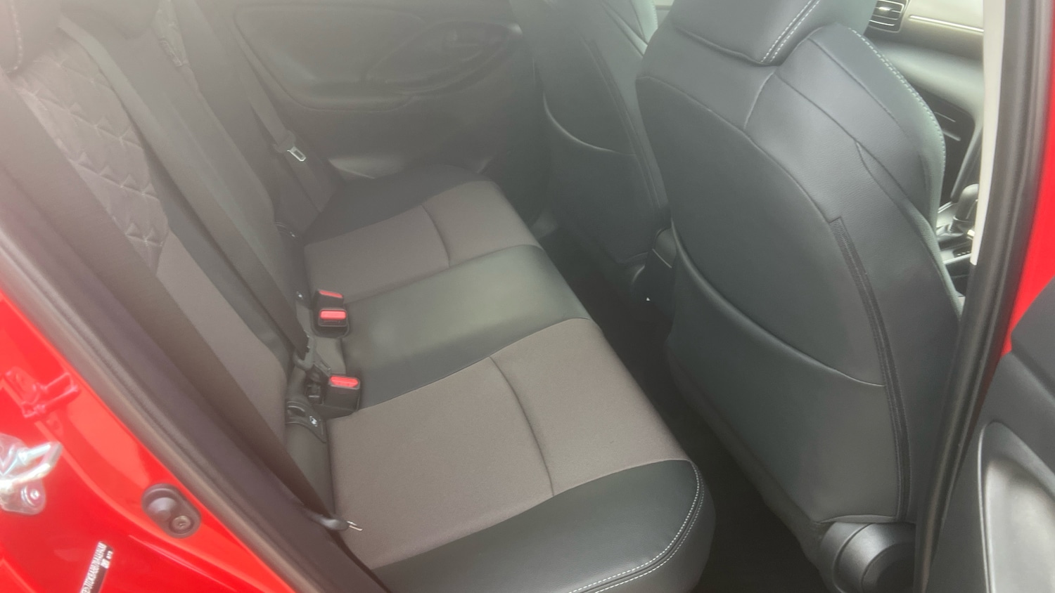 Used Toyota Yaris Cross 2025 for sale - 76428587: Photo 12