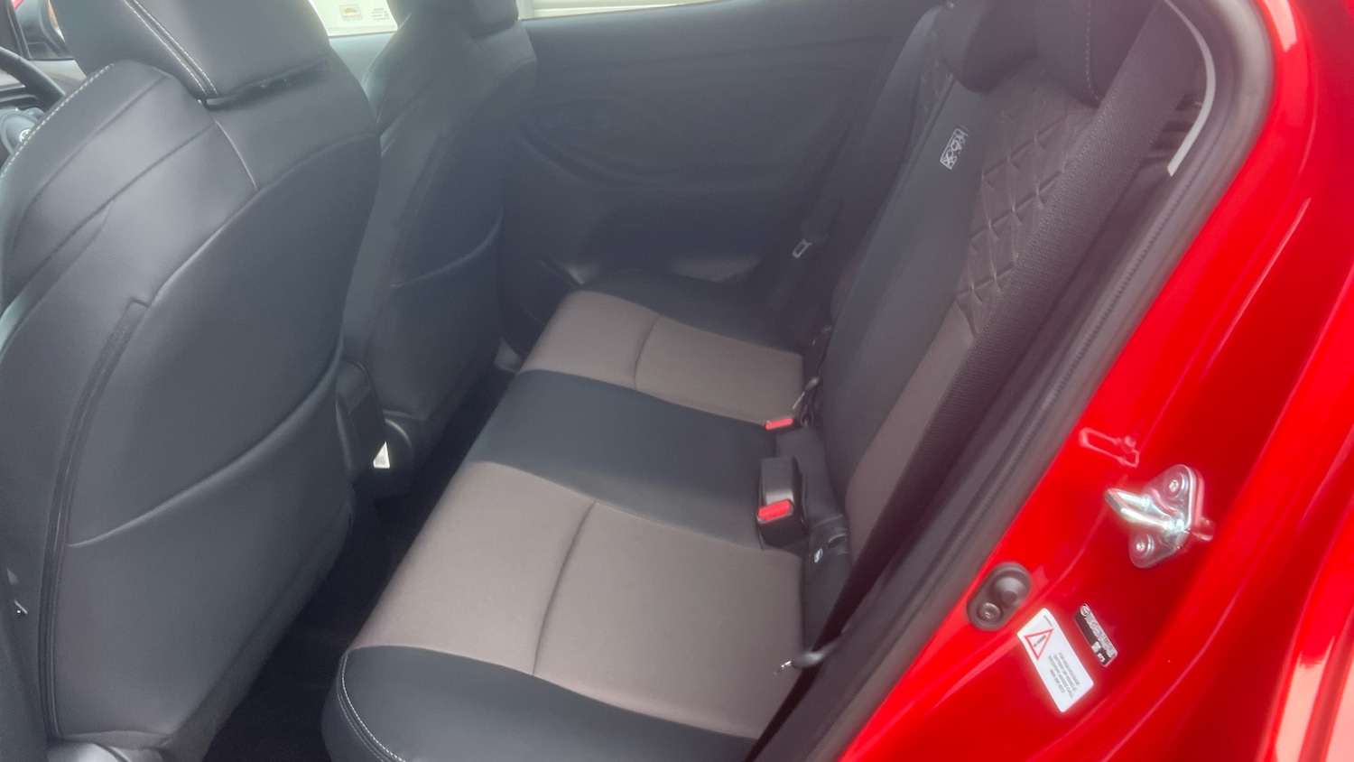 Used Toyota Yaris Cross 2025 for sale - 76428587: Photo 13