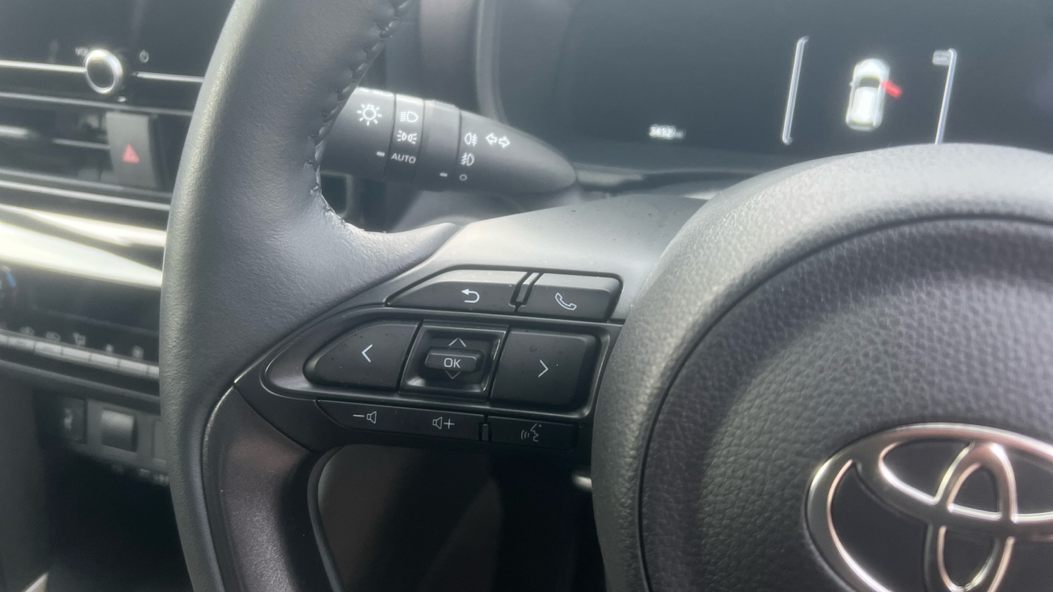 Used Toyota Yaris Cross 2025 for sale - 76428587: Photo 38