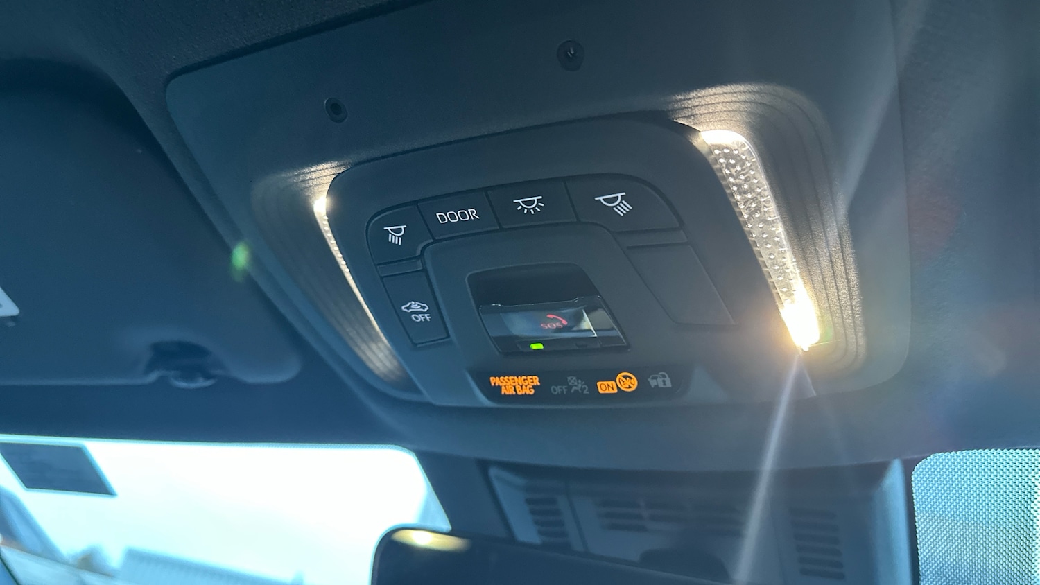 Used Toyota C-HR 2023 for sale - 77220700: Photo 31