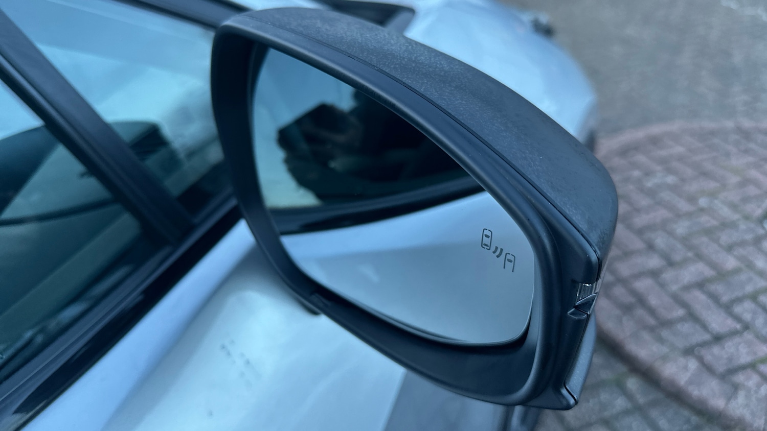 Used Toyota C-HR 2023 for sale - 77220700: Photo 32