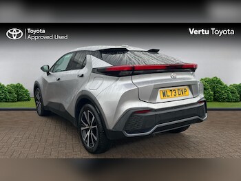 Used Toyota C-HR 2023 for sale - 77220700: Photo