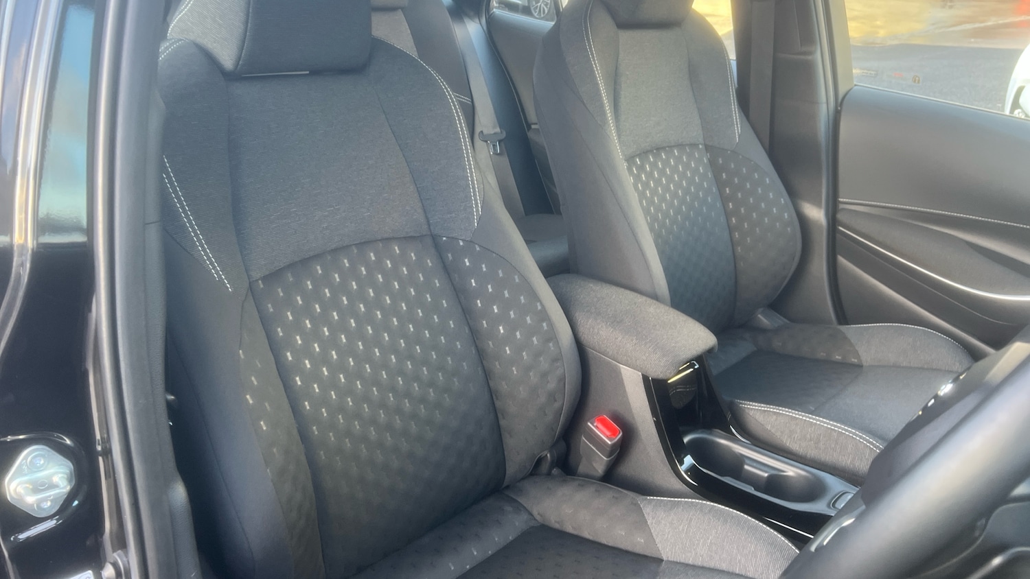 Used Toyota Corolla 2025 for sale - 77220704: Photo 31