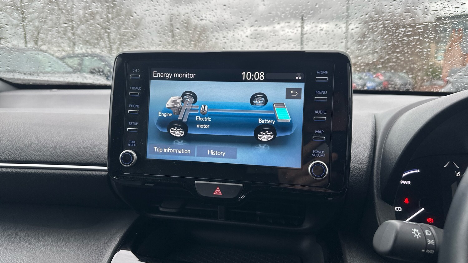 Used Toyota Yaris Cross 2023 for sale - 77702583: Photo 21