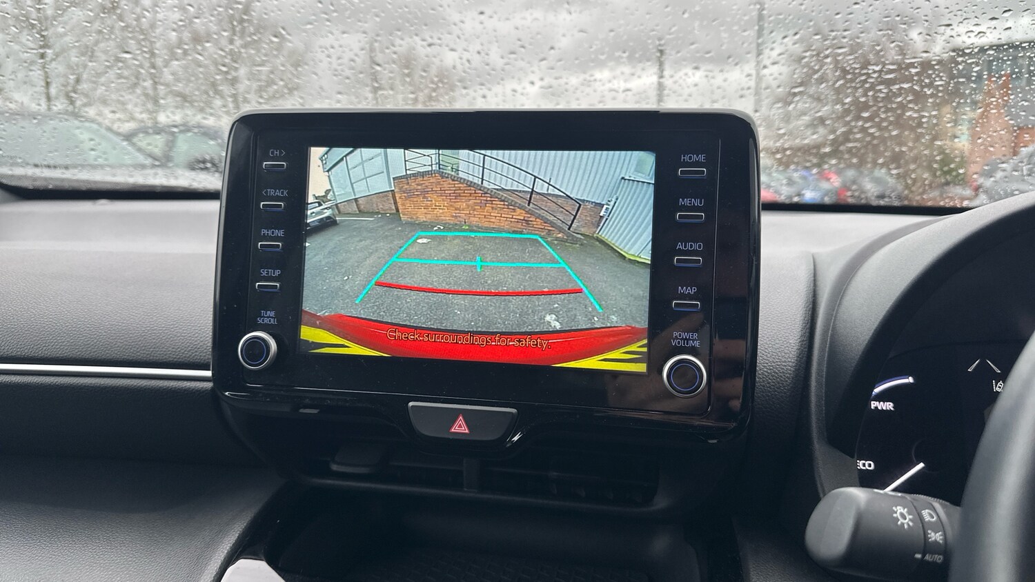 Used Toyota Yaris Cross 2023 for sale - 77702583: Photo 24