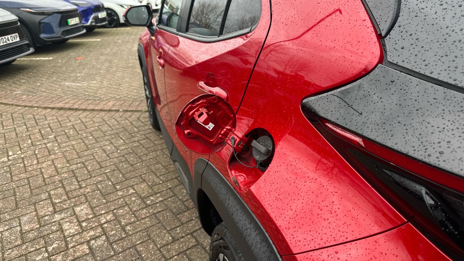 Used Toyota Yaris Cross 2023 for sale - 77702583: Photo 35