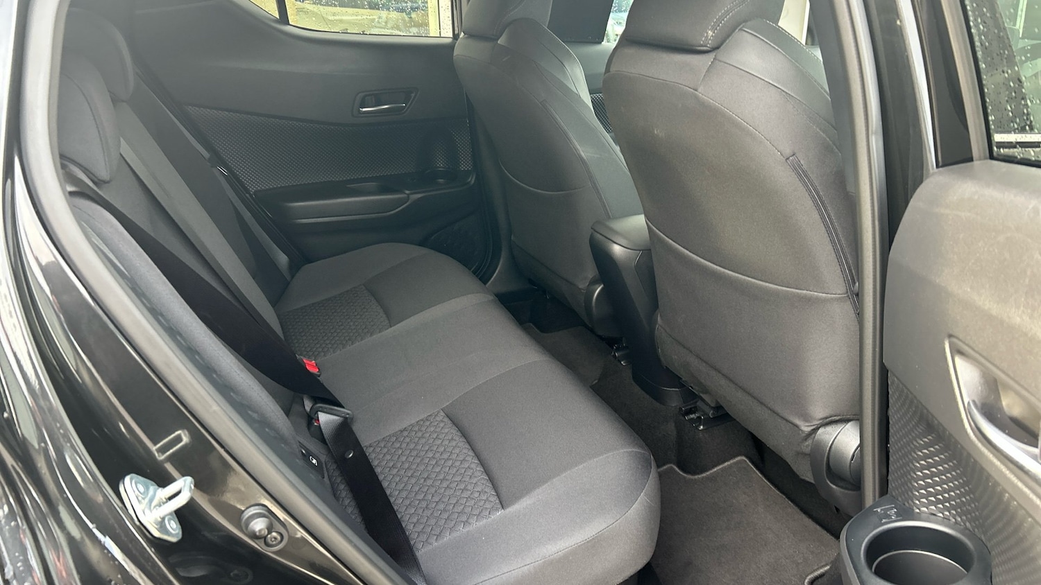 Used Toyota C-HR 2025 for sale - 76921187: Photo 12