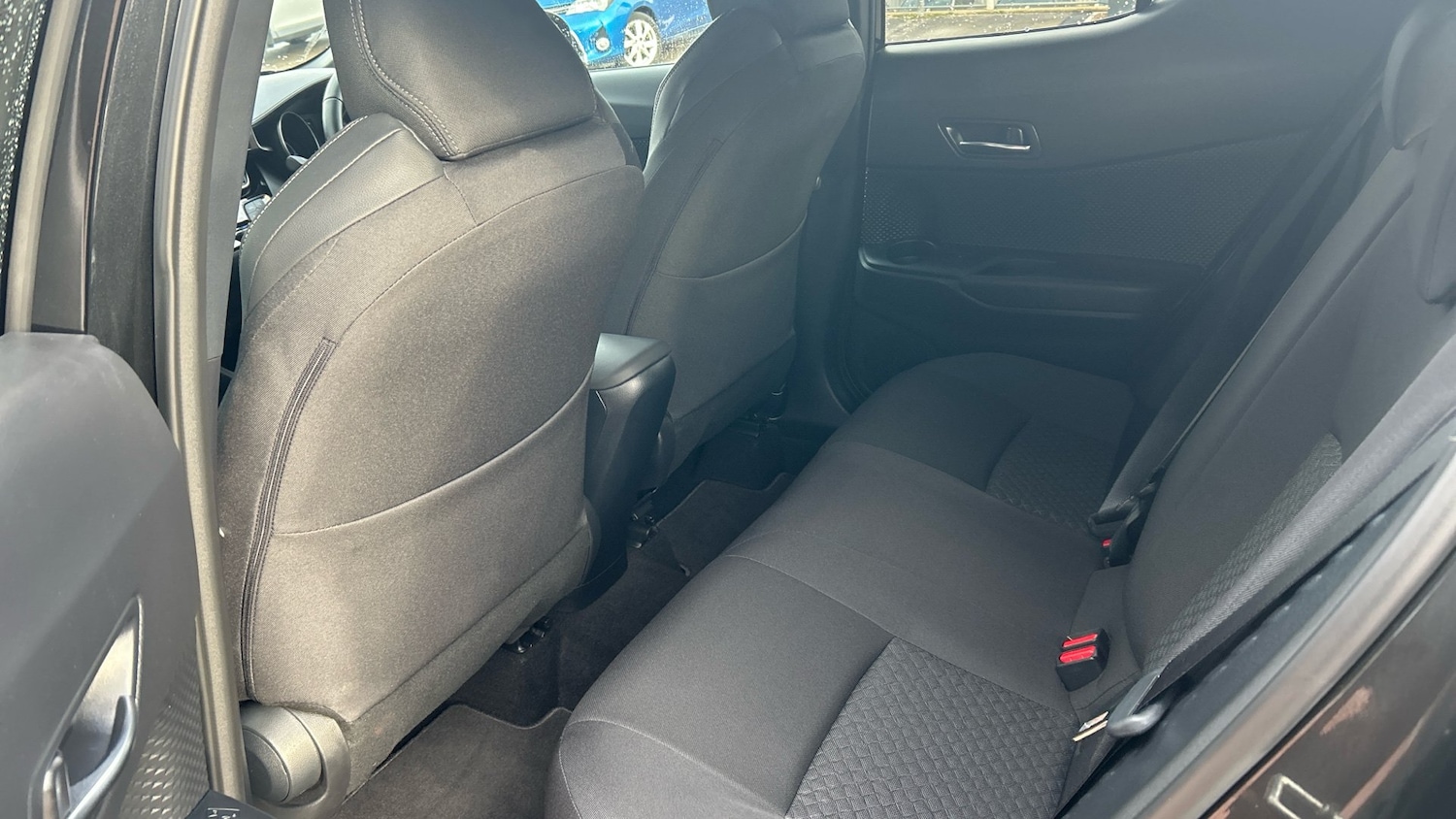 Used Toyota C-HR 2025 for sale - 76921187: Photo 13