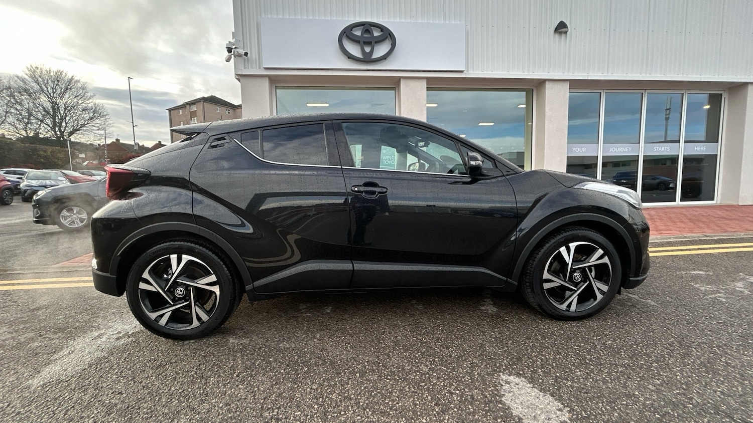 Used Toyota C-HR 2025 for sale - 76921187: Photo 16