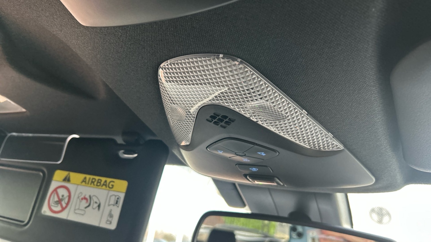 Used Toyota C-HR 2025 for sale - 76921187: Photo 32