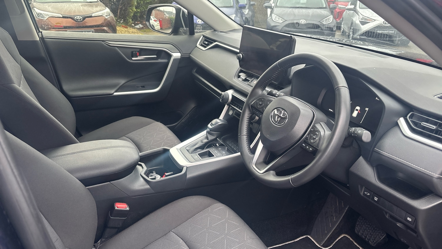 Used Toyota RAV4 2023 for sale - 77619732: Photo 11