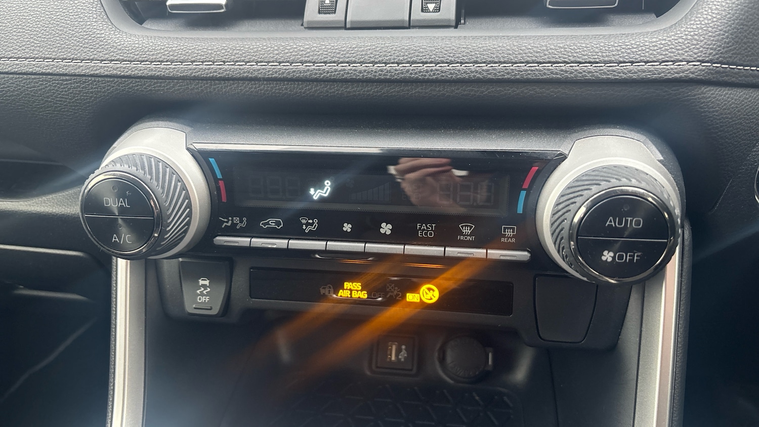 Used Toyota RAV4 2023 for sale - 77619732: Photo 21