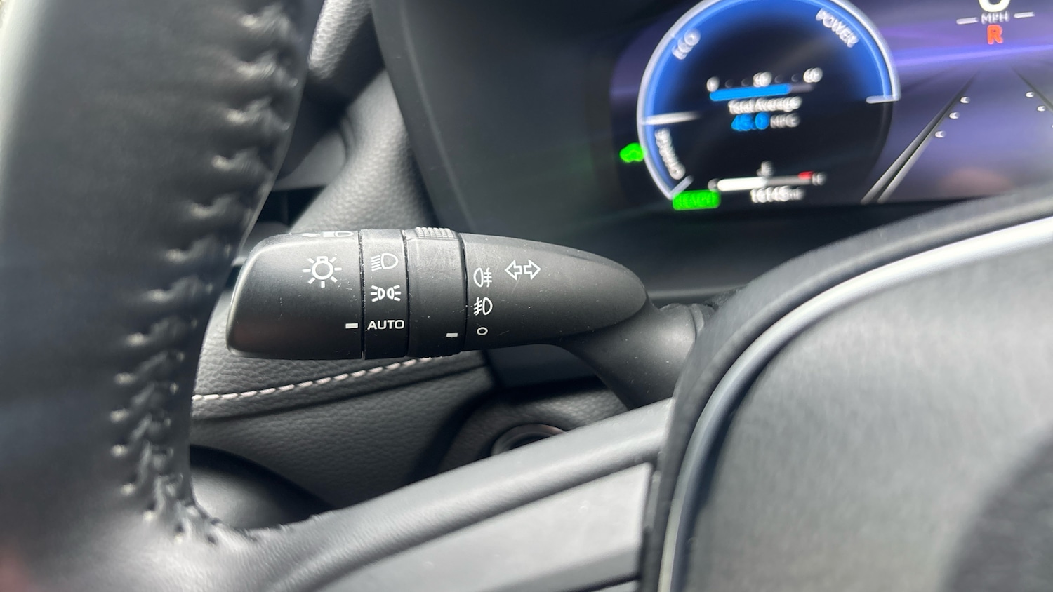 Used Toyota RAV4 2023 for sale - 77619732: Photo 28