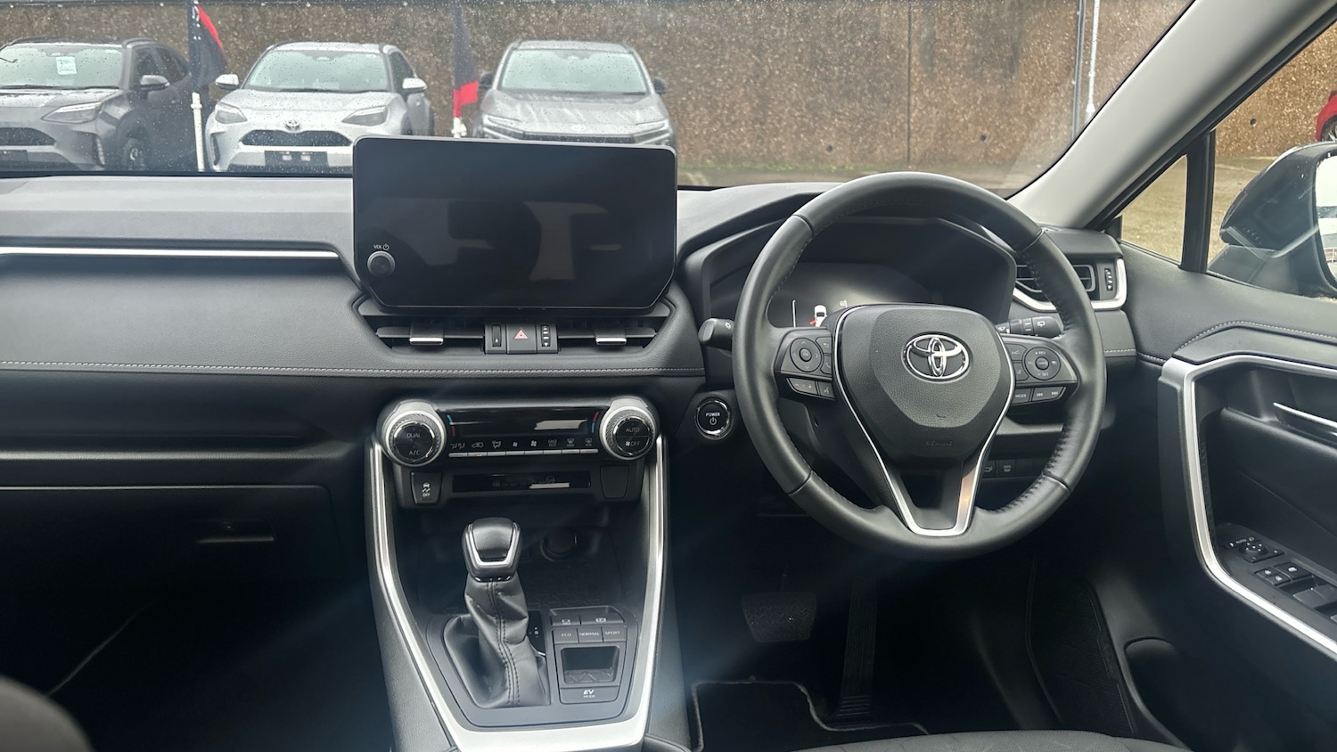 Used Toyota RAV4 2023 for sale - 77619732: Photo 5