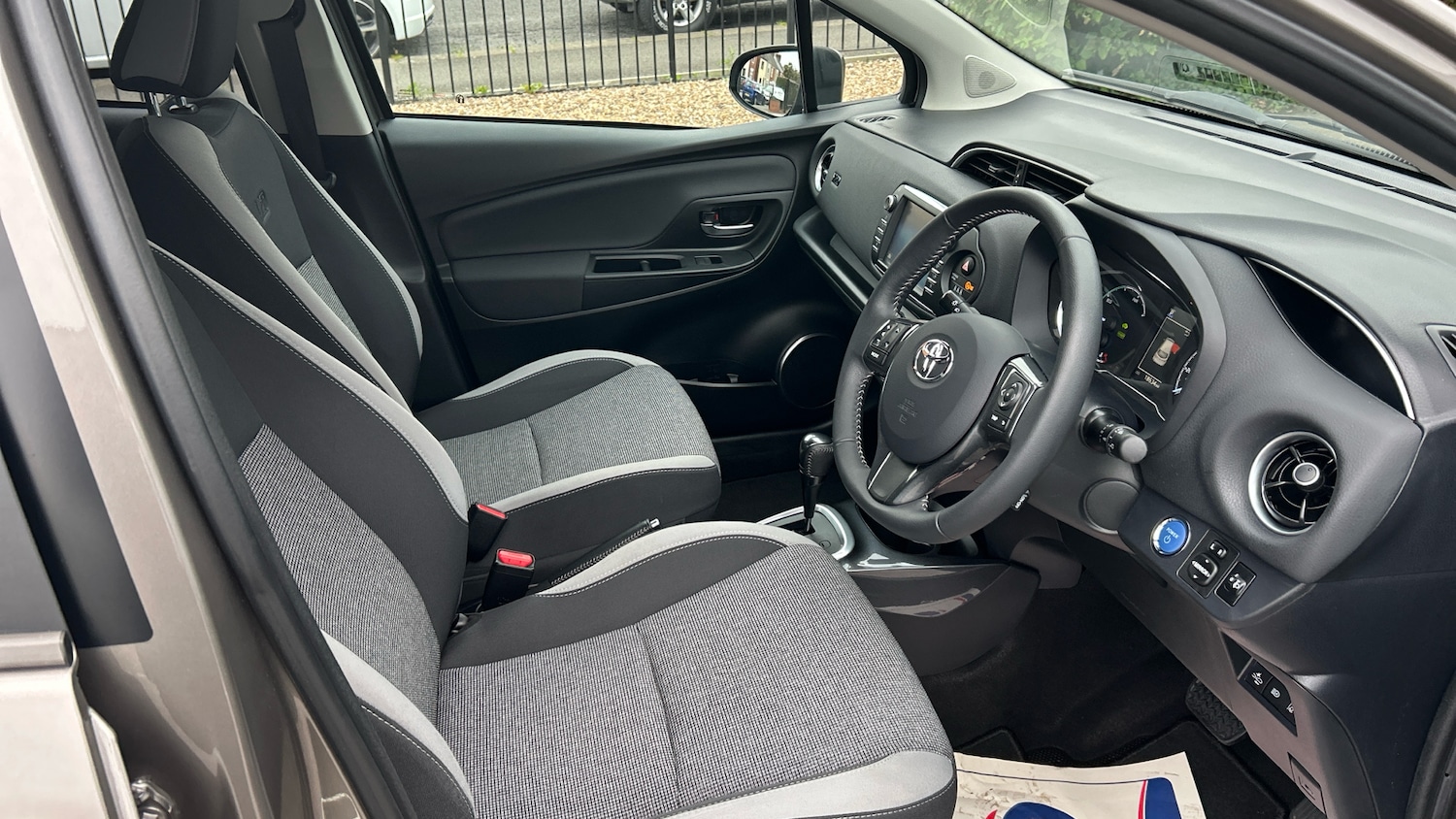 Used Toyota Yaris 2020 for sale - 76405128: Photo 11