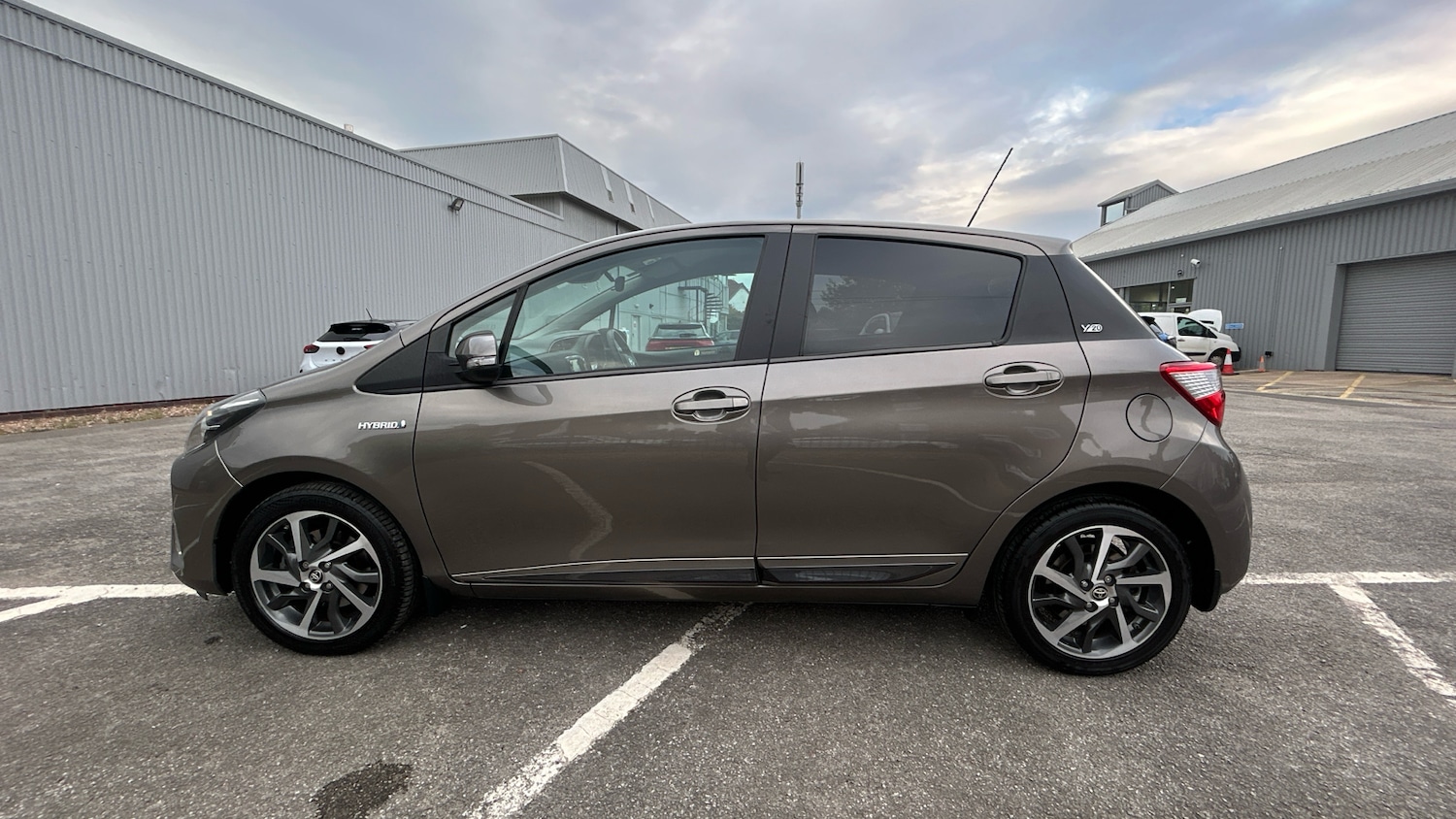 Used Toyota Yaris 2020 for sale - 76405128: Photo 17