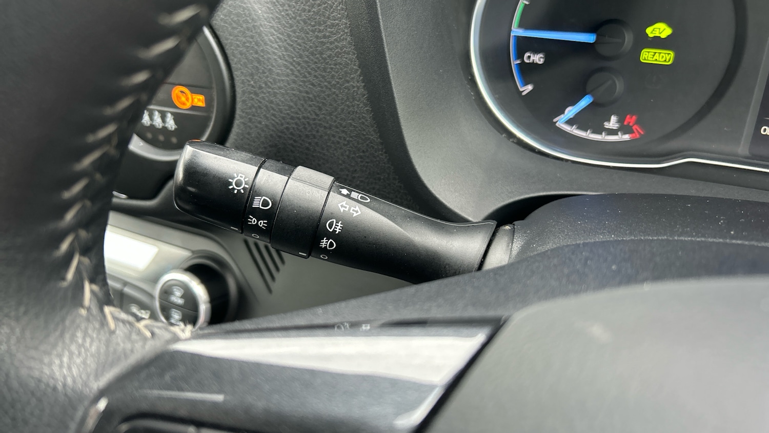 Used Toyota Yaris 2020 for sale - 76405128: Photo 26