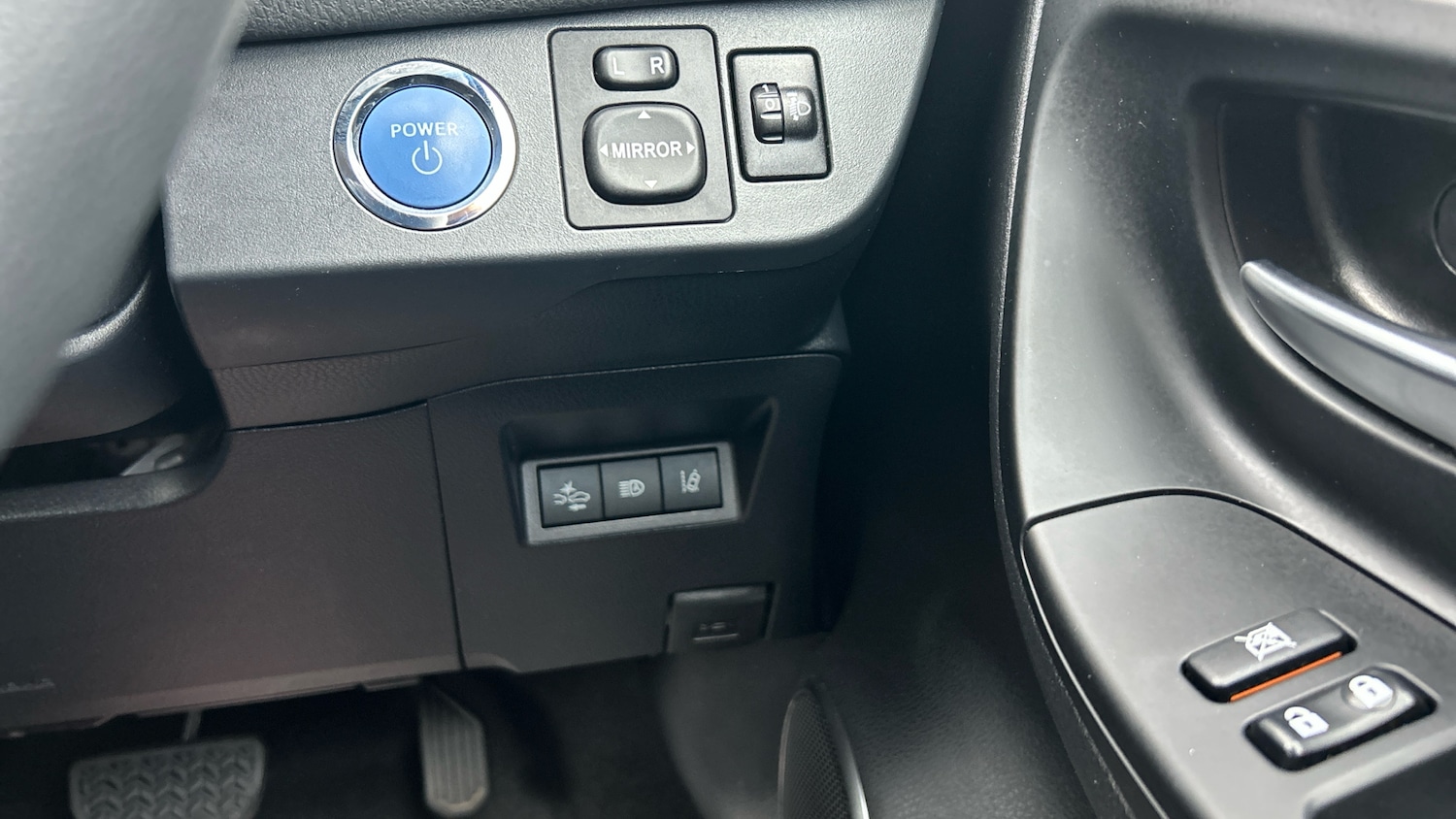 Used Toyota Yaris 2020 for sale - 76405128: Photo 28