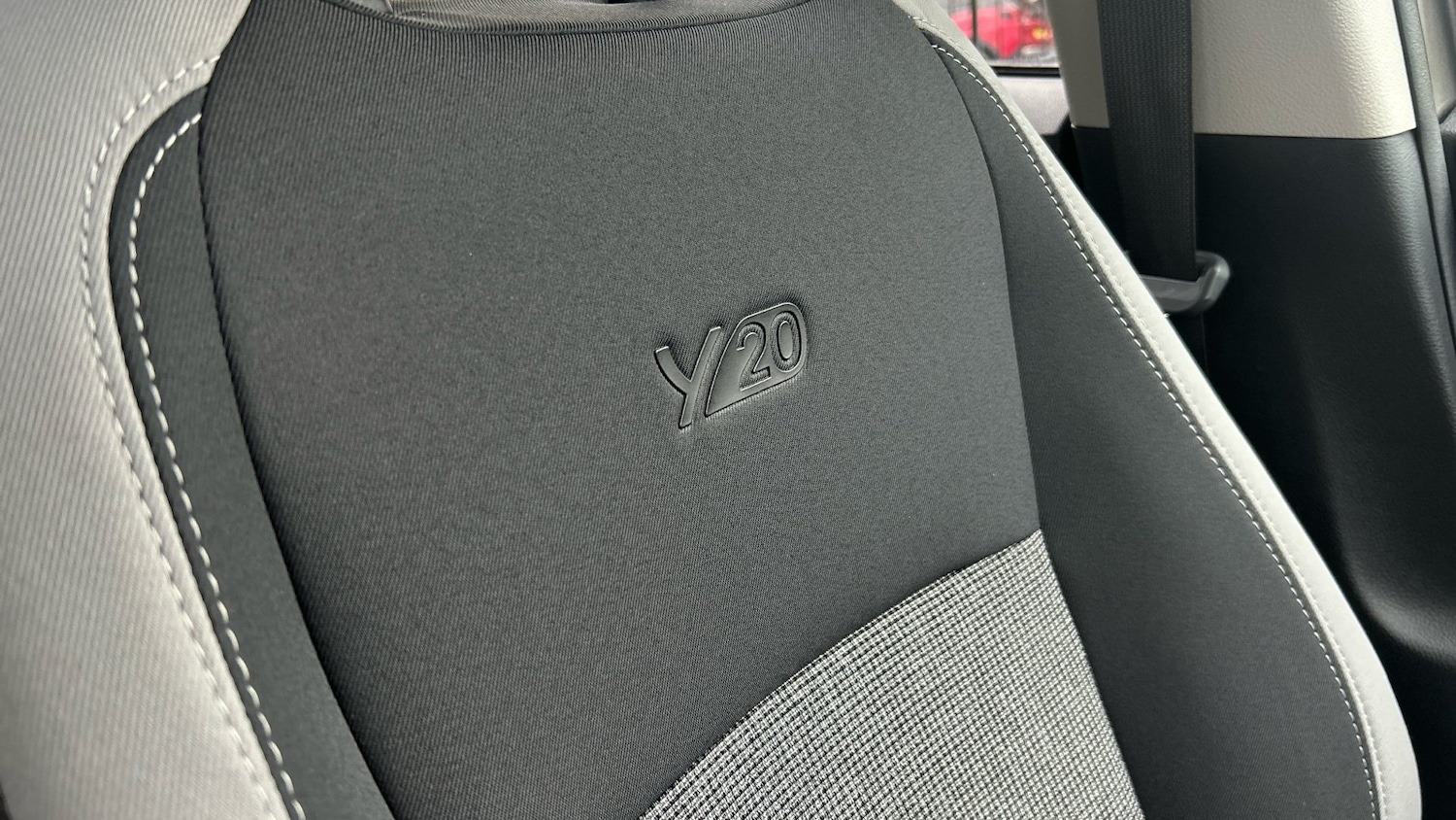 Used Toyota Yaris 2020 for sale - 76405128: Photo 30