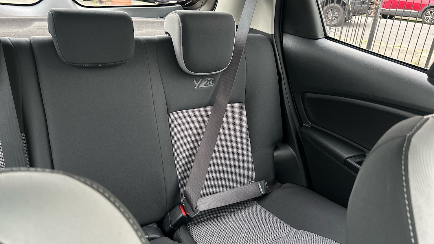 Used Toyota Yaris 2020 for sale - 76405128: Photo 31