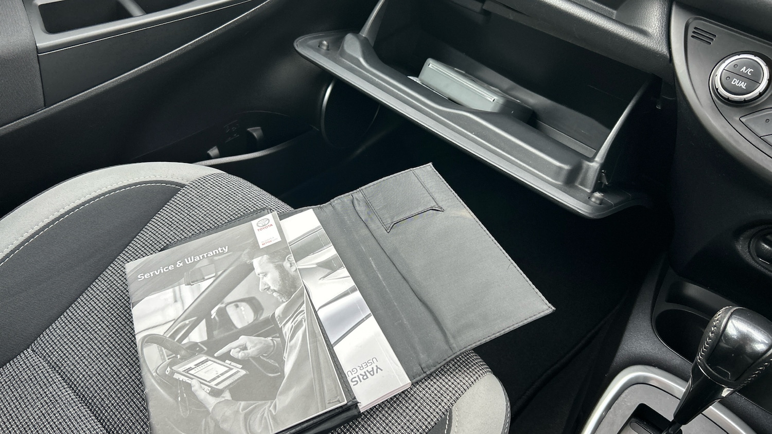 Used Toyota Yaris 2020 for sale - 76405128: Photo 35