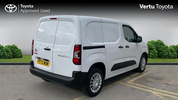 Used Toyota ProAce 2022 for sale - 76255238: Photo 2